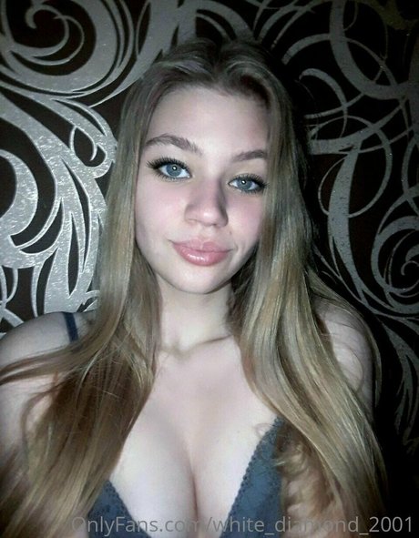 white diamond 2001 Profile pic