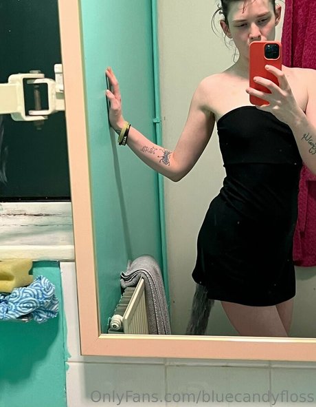 bluecandyfloss nude onlyfans leak