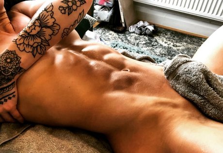 Lois Pacitto onlyfans model photo