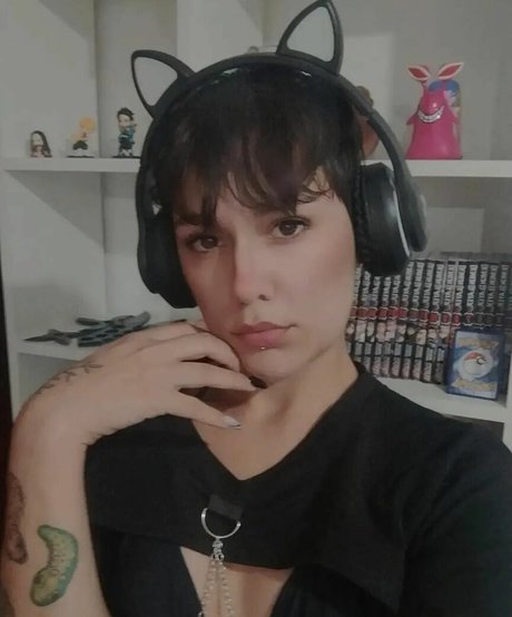 Dolly Flynne onlyfans joi