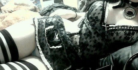 Morbid Mist onlyfans naked