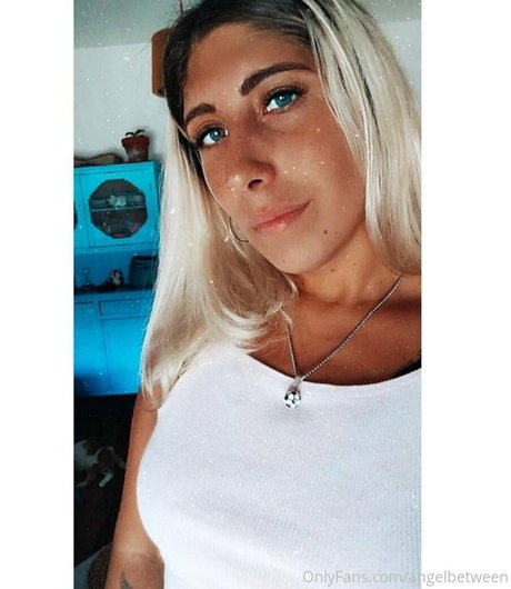 angelbetween onlyfans naked
