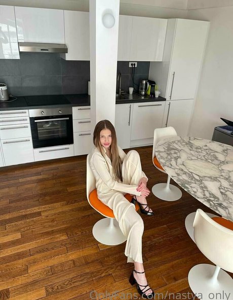 sofa ukr only fans content