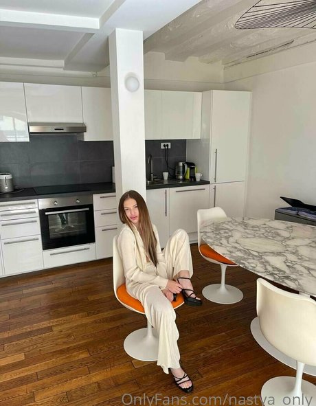 sofa ukr onlyfans nude