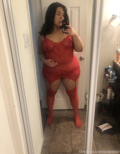 itsalexblair nude leak onlyfans