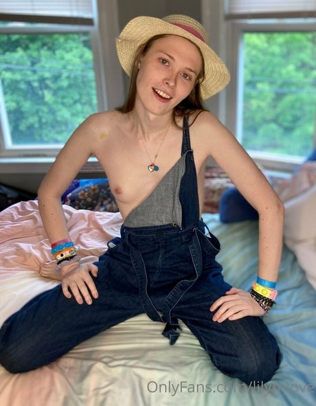 lilymlove only fans nude leaks