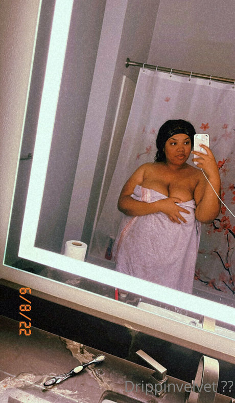 drippinvelvet onlyfans public photos