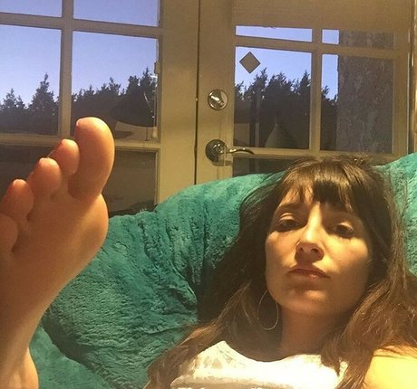 Allison Raskin leak only fans