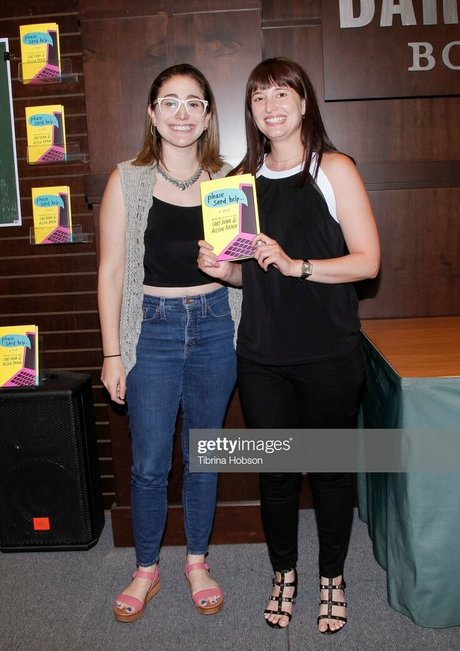 Allison Raskin tits onlyfans