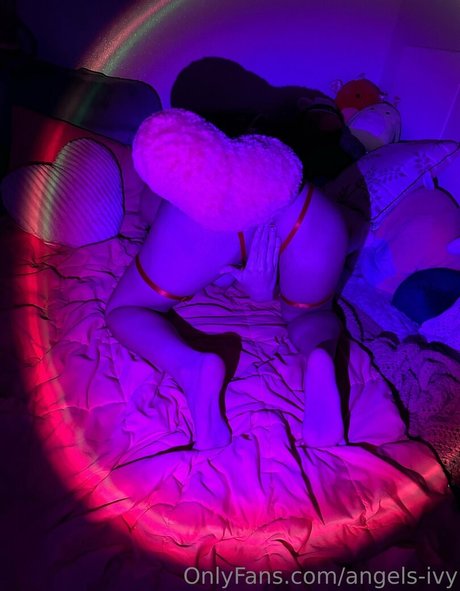 angels ivy Profile pic