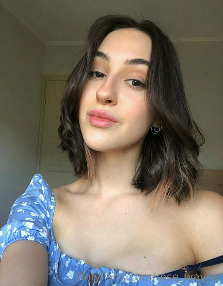 rose wayne onlyfans photos