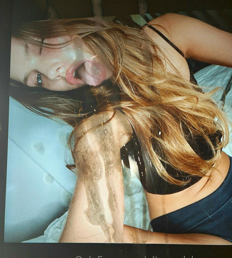 Ultrasadslut onlyfans model