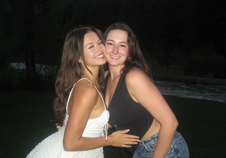 Josie Conely onlyfans lesk