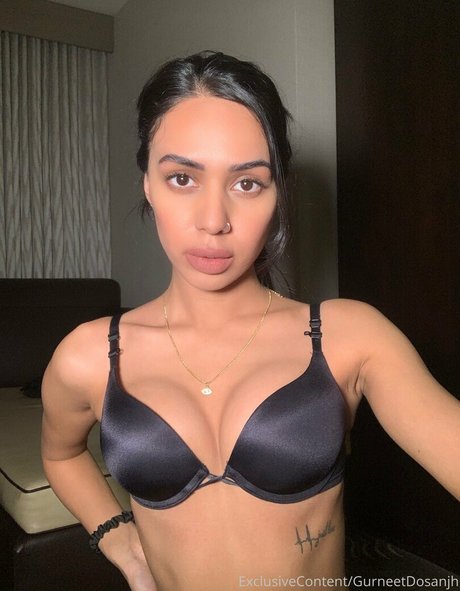 Gurneet Dosanjh only fans pic