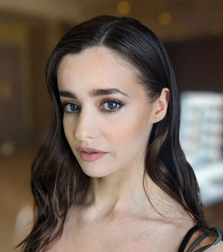 Holly Earl nude porn onlyfans