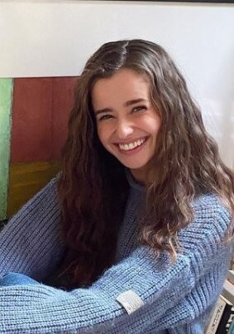 Holly Earl onlyfans content leaked