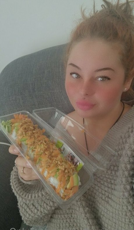 katherinebee nude leaked onlyfans