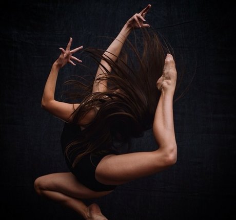 Chloe East leak only fans