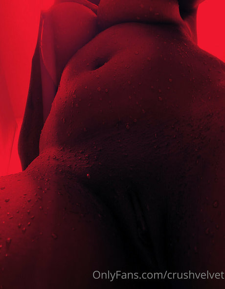 crushvelvet only fans leaked