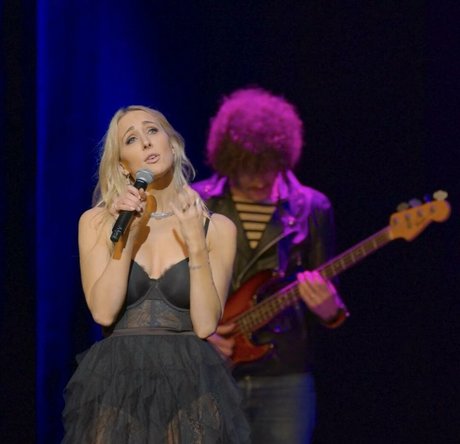 Nikki Glaser nudes onlyfans leaked