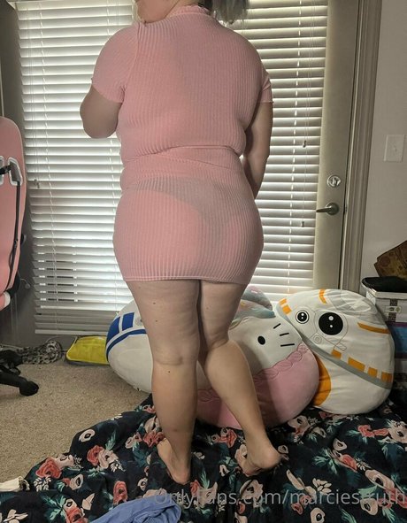 marciestruth onlyfans content