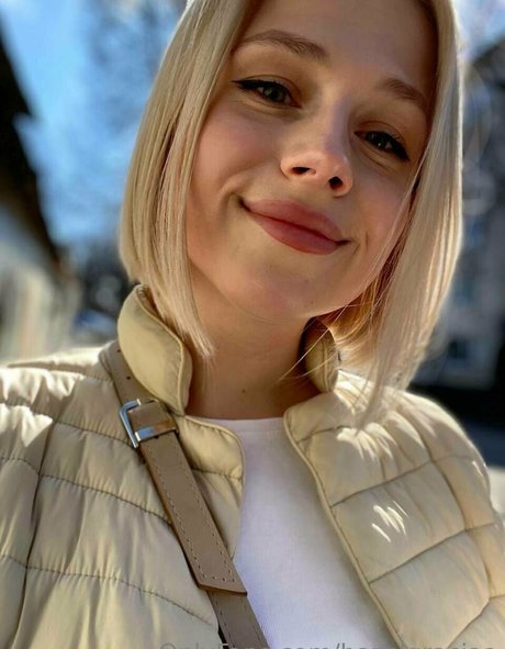 hazelgraciaa onlyfans leak nude