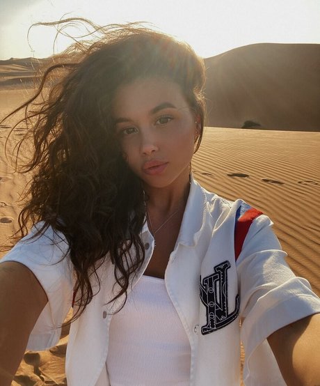 aliya kiss onlyfans photo