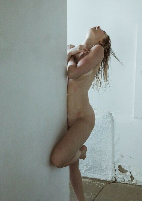 Lauren Bonner onlyfans leaks.