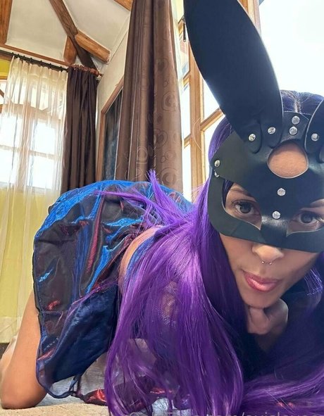 avislovee leaks only fans