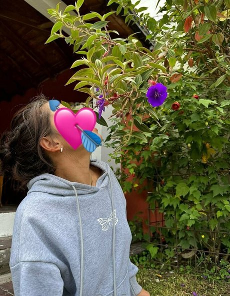 avislovee leaked only fans nudes