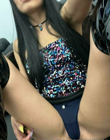 avislovee onlyfans leaks sex