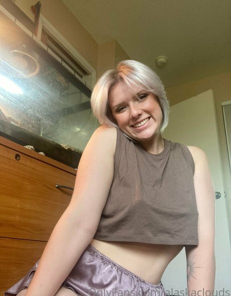 alaskaclouds sextape onlyfans