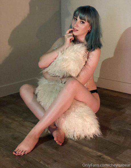 cheyisabear onlyfans leaks.