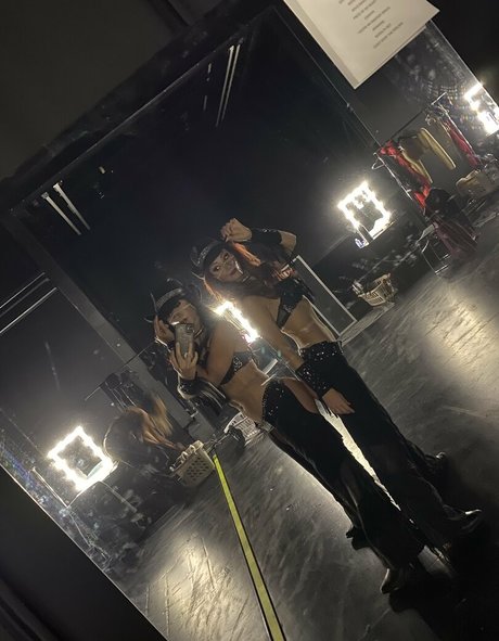 leahshines onlyfans leajs