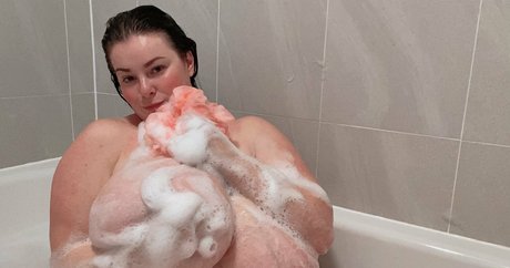 karlajames nude leaks onlyfans