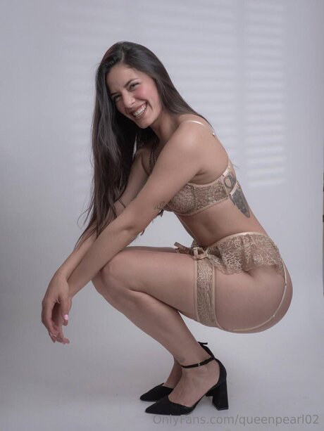 Queenpearl02 only fans pics