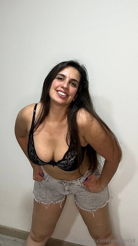 Jenniferr18 ass onlyfans
