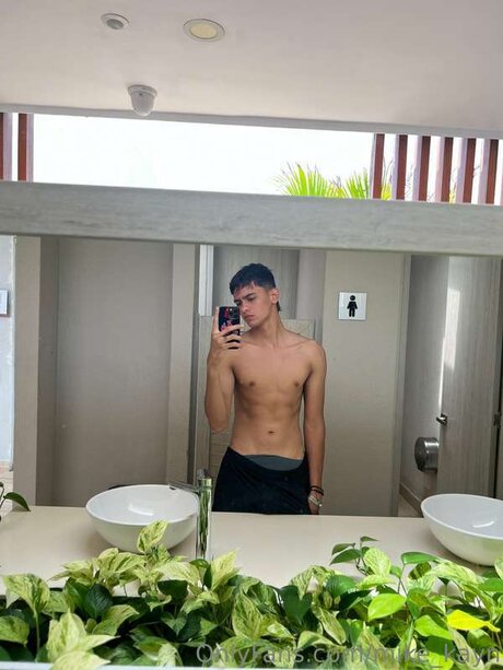 Mike Kayn nude onlyfans leak
