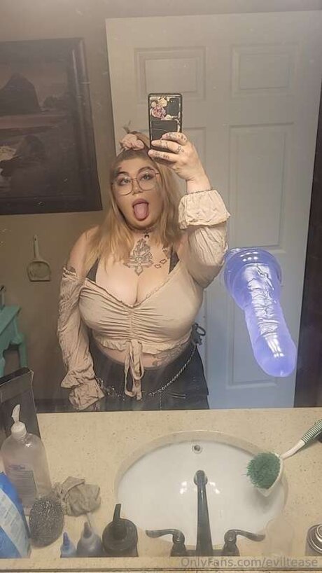 Eviltease onlyfans posts