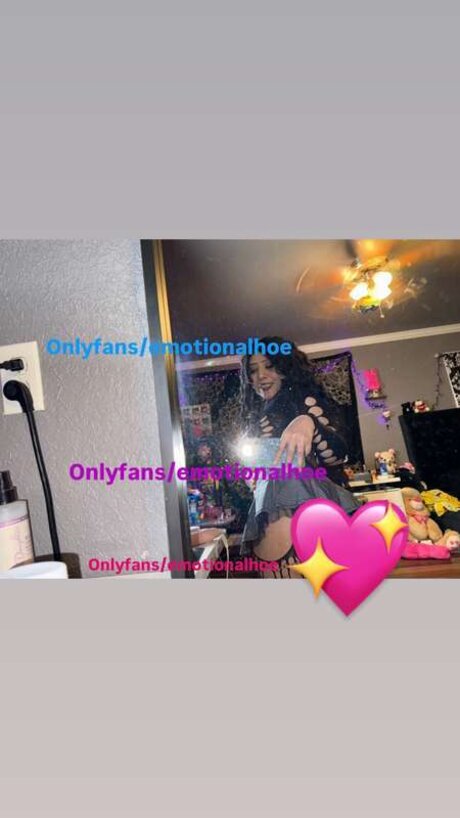 Emotionalhoe onlyfans pics nude