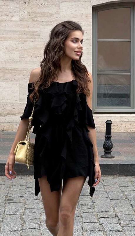 Liza Sami onlyfans xx