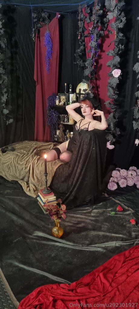 U292301927 naked only fans