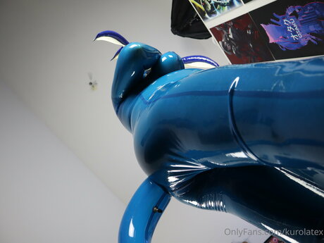 Kurolatex onlyfans leaks.