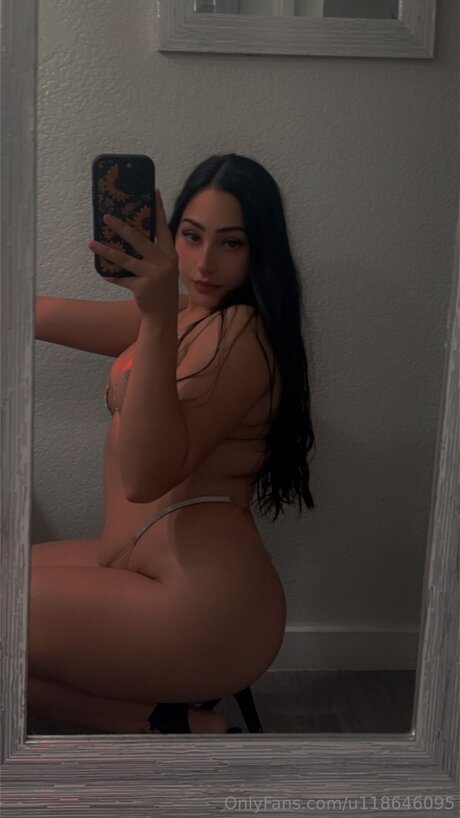 U118646095 onlyfans striptease