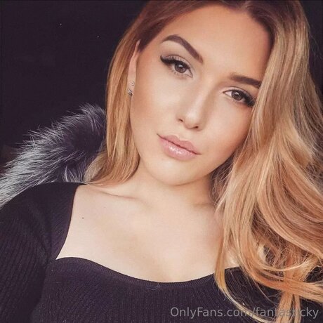 Fantastickysfs onlyfans leaked.