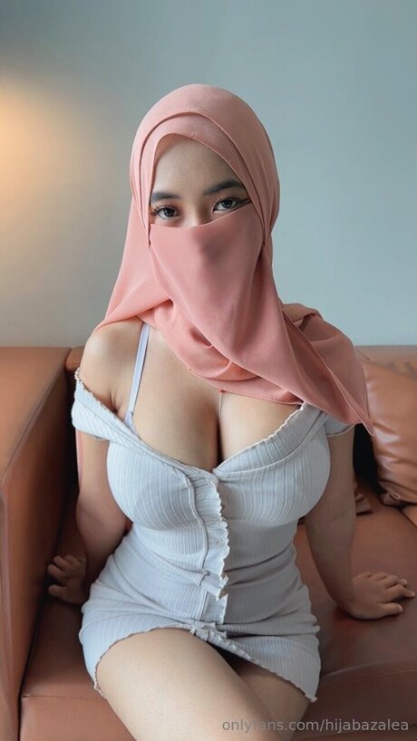 Hijabazalea Profile pic