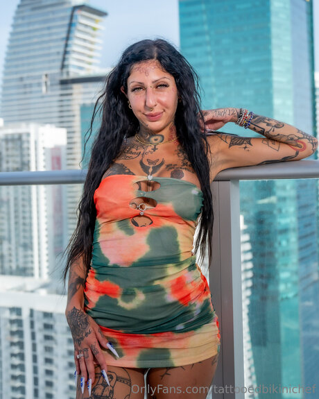 Tattooedbikinichef only fans nude