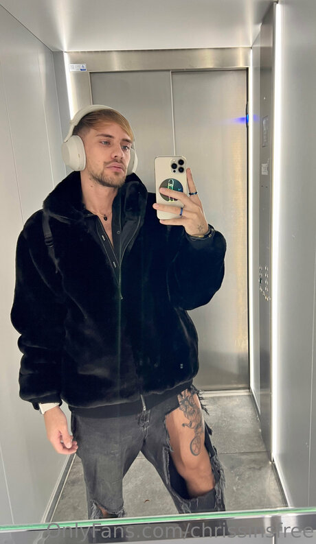 Chrissinsfree desnuda onlyfans