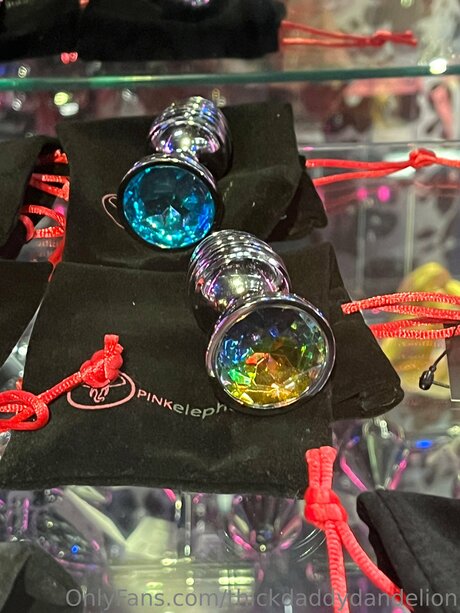 Thickdaddydandelion sexy onlyfans