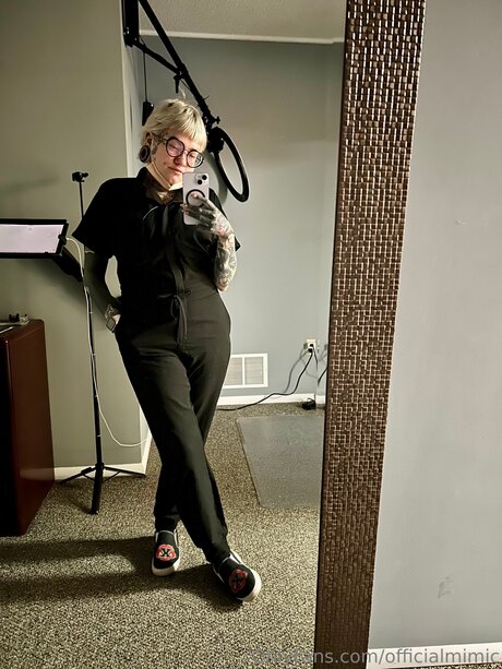 Officialmimic nudes only fans